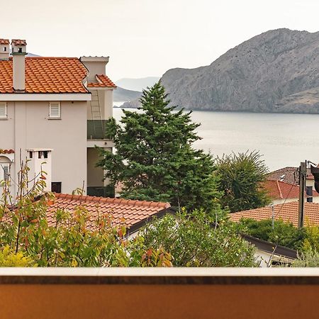 Apartments Dujmovic With Terrace Baška Buitenkant foto